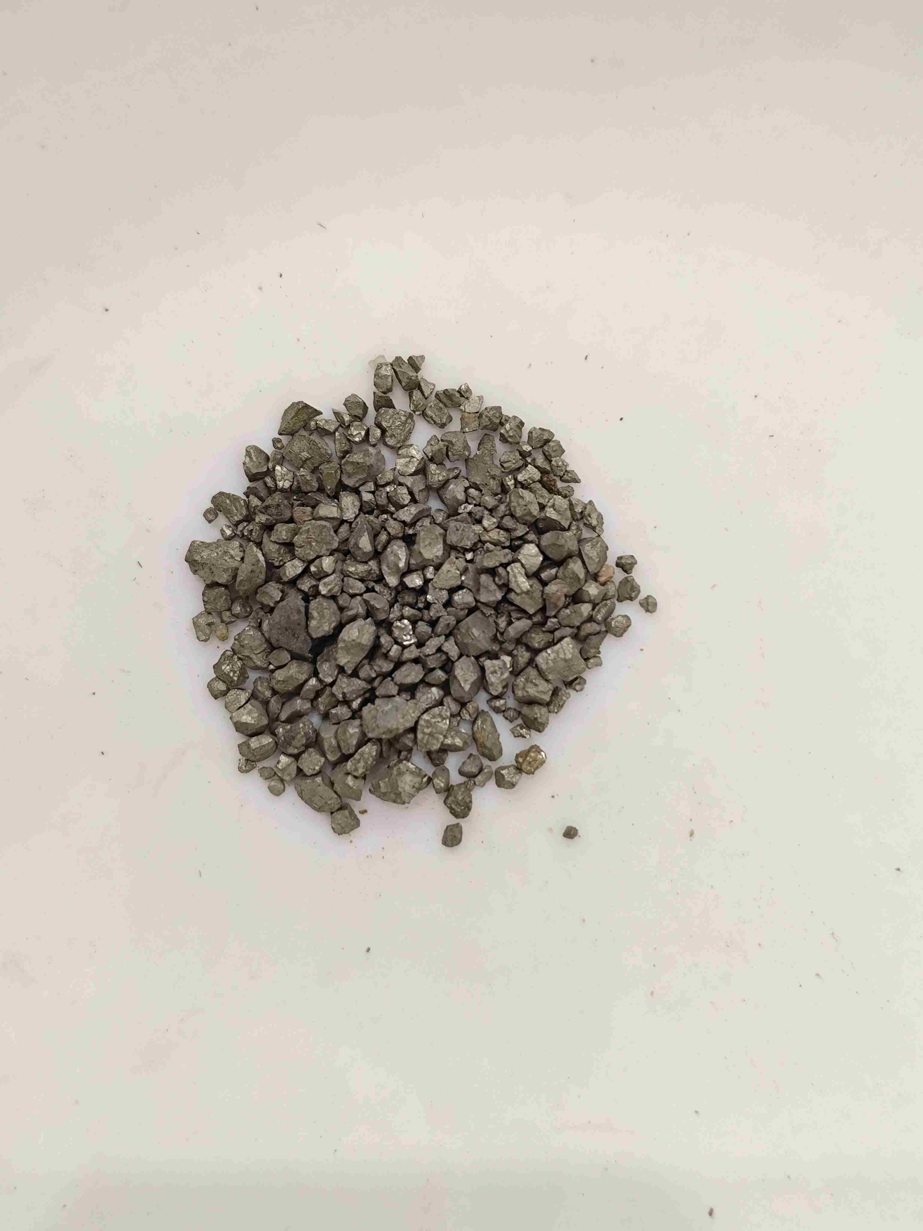 Cuivre indigène (zìrán tóng)